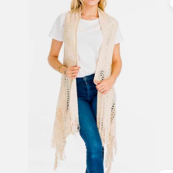 🟣 Women's Cream Sleeveless Light Knit Fringe Open Front Poncho Cardigan Vest - Picture 1 of 6